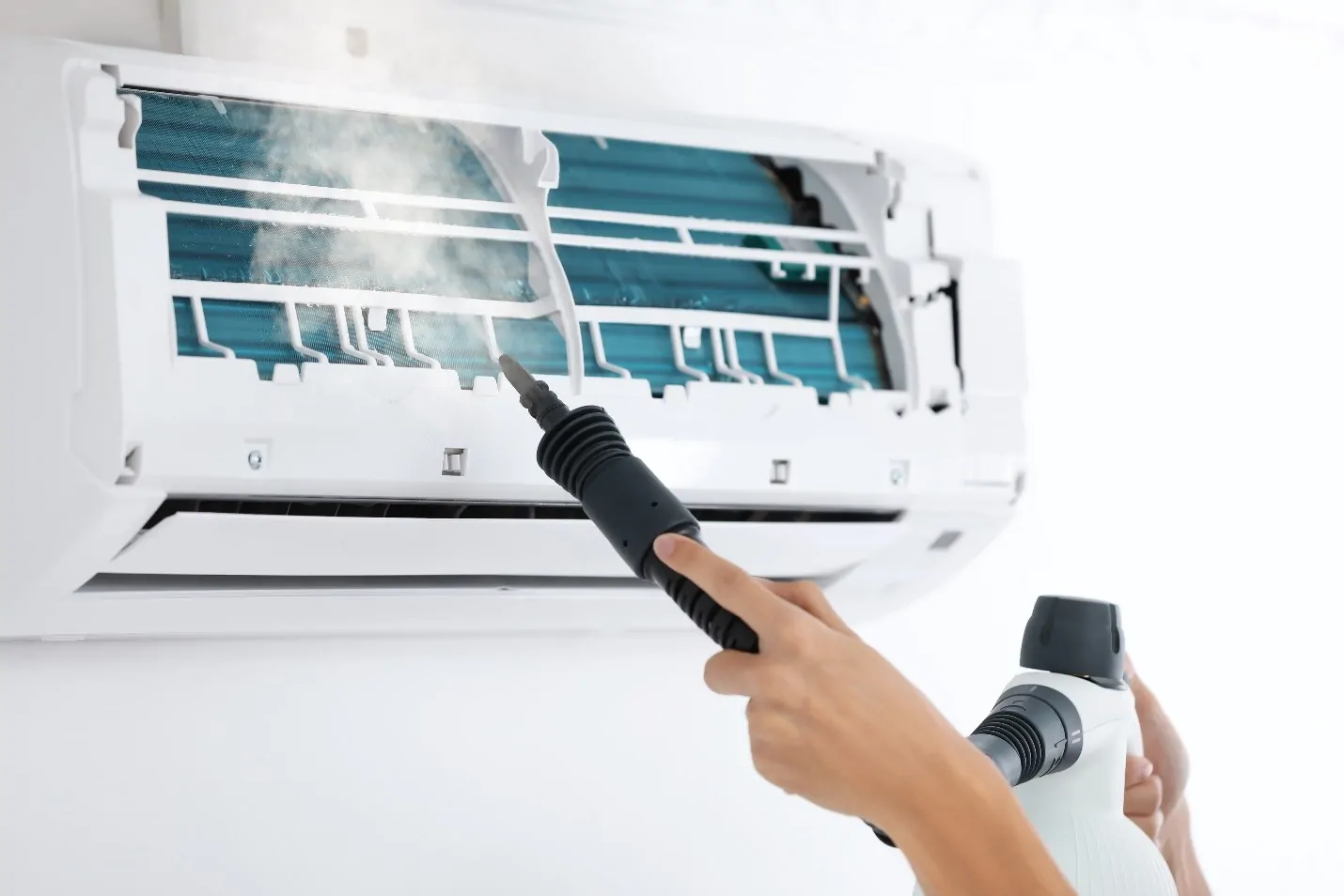 Emergency Sharjah AC repair